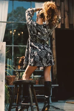 New Donna Black And White Floral Mini Dress Day Dresses|Mini Dresses