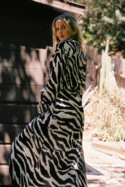 Clearance Renna Zebra Long Sleeve Wrap Midi Dress Midi Dresses