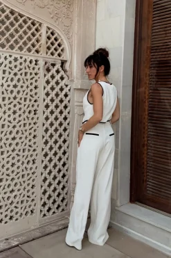 Discount Skylar White Vest Bridal Tops|Sets