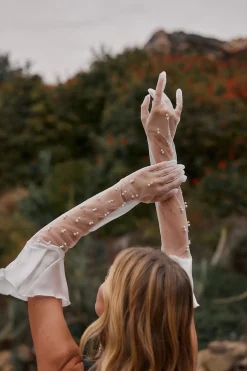 Fashion Tani Pearl Gloves With Satin Denim + Diamonds Bachelorette|Bridal Accessories